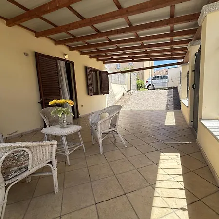 Leoni's House Calasetta