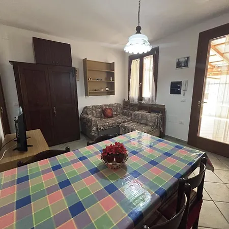 Leoni's House